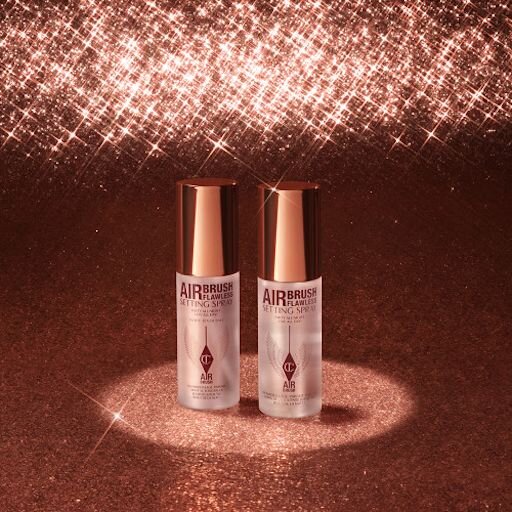 CHARLOTTES PREISGEKRÖNTES TRIO FÜR EIN STRALENDES TEINT – Hautpflege- & Make-up-Set