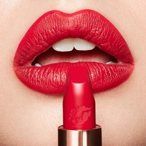 Hot Lips 2 NACHFÜLLUNG PATSY RED