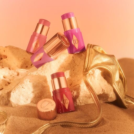 MINI UNREAL BLUSH, MORE SUMMER RUSH KIT Mini-Rouge-Set