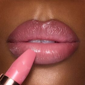 Pillow Talk LOVE EFFECT Lippenstift K.I.S.S.I.N.G – KISS TALK