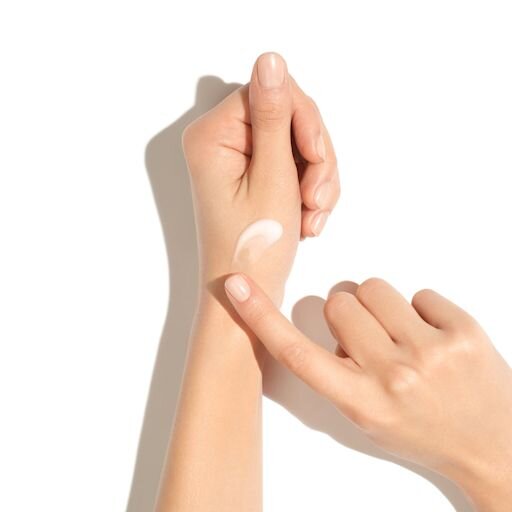 SERUM ZUR KORREKTUR VON PIGMENTFLECKEN UND ZUR WIEDERHERSTELLUNG DER AUSSTRAHLUNG 10 ML