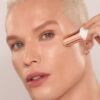 UNREAL SKIN SHEER GLOW TINT FEUCHTIGKEITSSPENDENDER FOUNDATION-STICK 6 MEDIUM