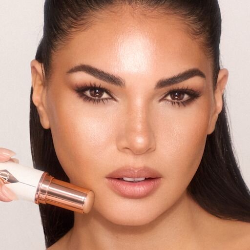 UNREAL SKIN SHEER GLOW TINT FEUCHTIGKEITSSPENDENDER FOUNDATION-STICK 7,5 MEDIUM